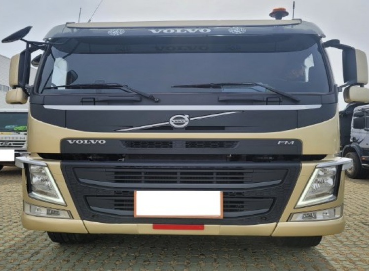 Купить Volvo FM