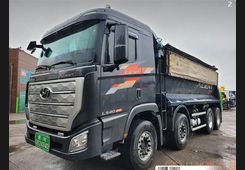 Hyundai Xcient, фото 1