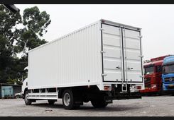 Isuzu Elf, фото 3