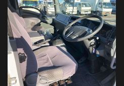 Isuzu Forward, фото 7