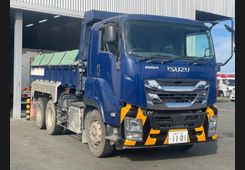 Isuzu Giga, фото 1