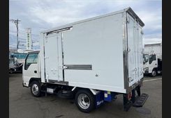 Isuzu Elf, фото 7