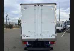 Isuzu Elf, фото 8
