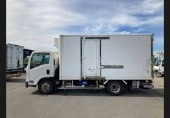 Isuzu Elf, фото 2