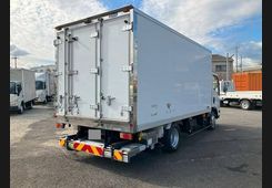 Isuzu Elf, фото 1