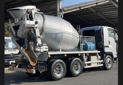 Isuzu Giga, фото 2