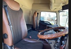 Hino Profia, фото 12