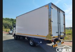 Isuzu Elf, фото 3