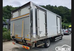 Isuzu Elf, фото 1