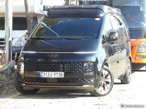 Автодом ван-кон Staria 4WD 2.2 дизель 9 22 12 48,077 km дизель, фото 1