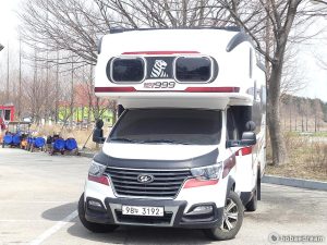 Автодом ван-кон Grand Starex 2.5 дизель 2WD 20 06 38,000 km дизель, фото 1