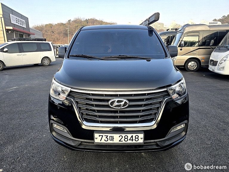 Автодом ван-кон Grand Starex 4WD 2.5 дизель 20 09 93,259 km дизель, фото 1