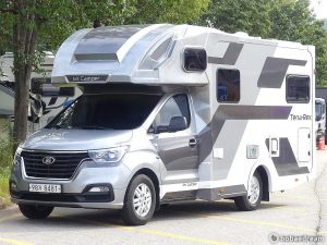 Автодом ван-кон Grand Starex 2.5 дизель 2WD 21 03 14,000 km дизель, фото 2