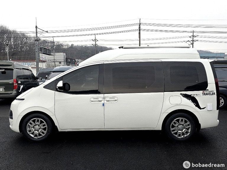 Автодом ван-кон Staria 2.2 дизель 2WD кемпер 4 21 06 75,000 km дизель, фото 2