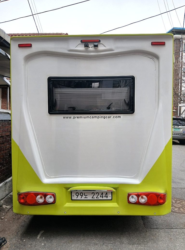 Автодом ван-кон Grand Starex 2.5 дизель 2WD 20 08 35,000 km дизель, фото 3