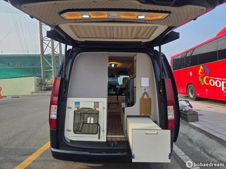 Автодом ван-кон Staria 2.2 дизель 5 2WD 23 12 51,168 km дизель, фото 3