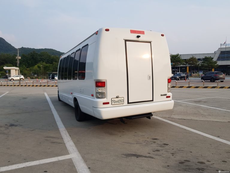 Автодом ван-кон E450 6.8 06 12 16,370 mi бензин, фото 3