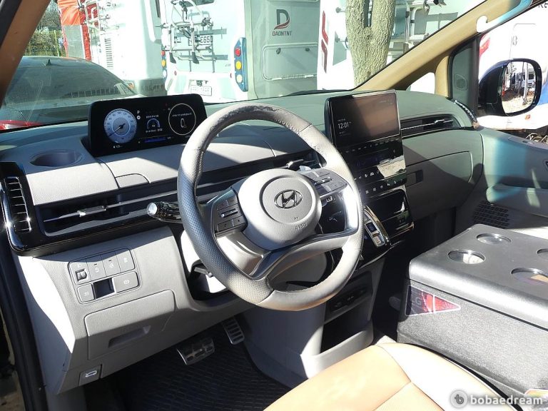 Автодом ван-кон Staria 4WD 2.2 дизель 9 22 12 48,077 km дизель, фото 4