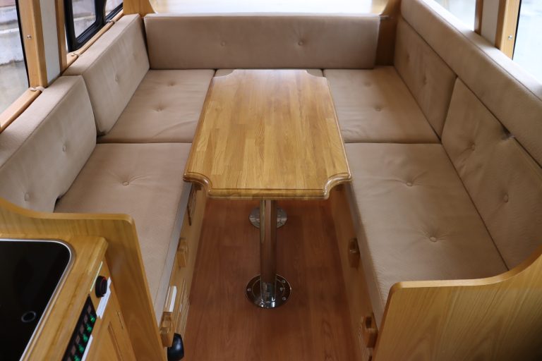 Автодом ван-кон Hiace Katomota Suparongutorein, фото 4