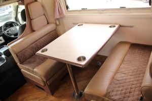 Автодом кабина-кон Haiesu Jiyapan CRC Robinson 771 4WD, фото 4
