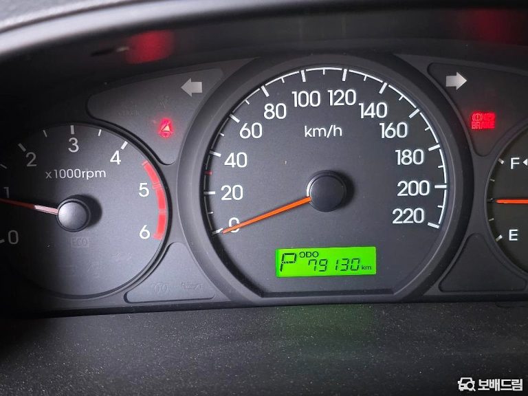 Автодом ван-кон Grand Starex 12 07 79,000 km дизель, фото 6