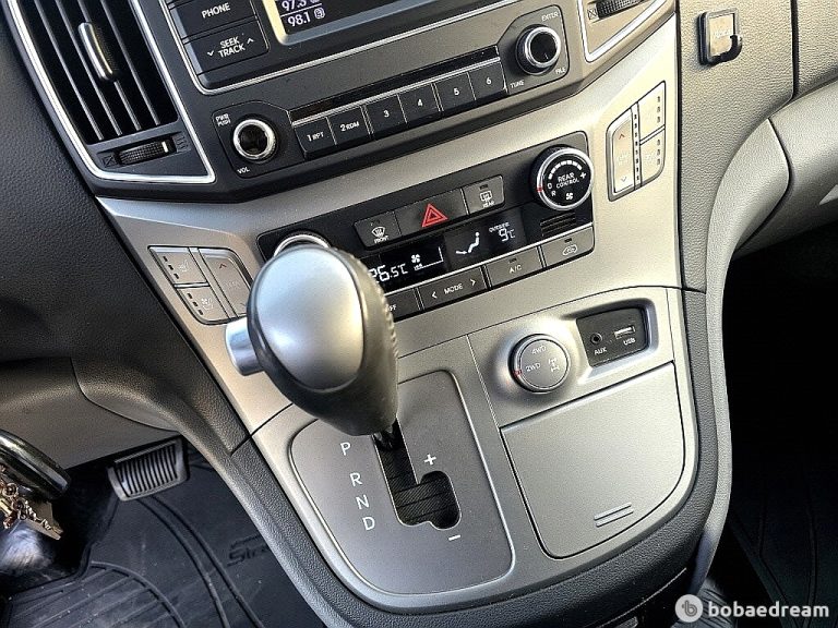 Автодом ван-кон Grand Starex 4WD 2.5 дизель 20 09 93,259 km дизель, фото 7