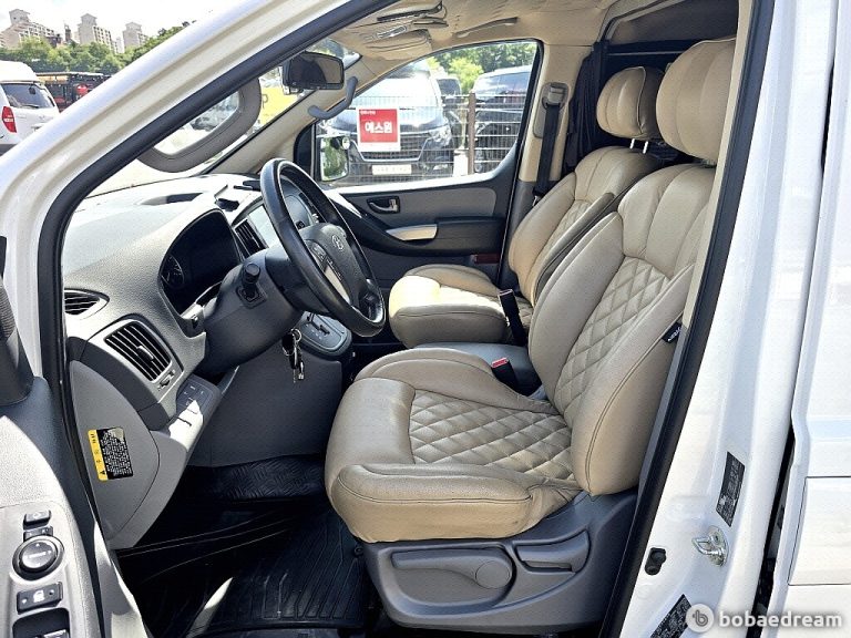 Автодом ван-кон Grand Starex 4WD 2.5 дизель 19 05 68,492 km дизель, фото 8