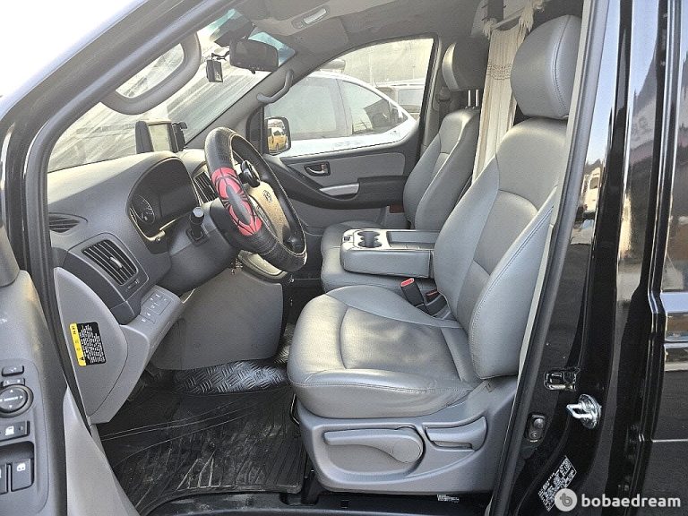 Автодом ван-кон Grand Starex 4WD 2.5 дизель 20 09 93,259 km дизель, фото 8