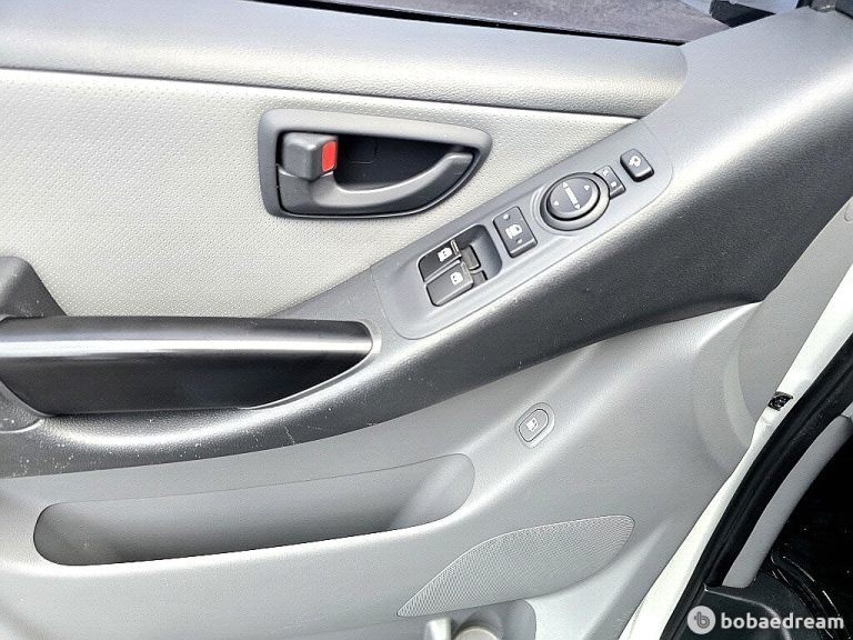 Автодом ван-кон Grand Starex 2.5 дизель 2WD 19 06 39,508 km дизель, фото 11