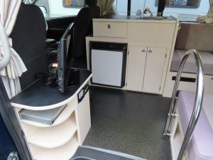 Автодом ван-кон Hiace Nuts RV Toraiaru C холодильник Terebi, фото 11