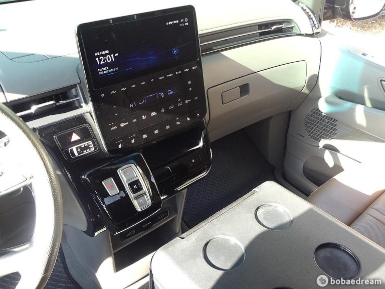 Автодом ван-кон Staria 4WD 2.2 дизель 9 22 12 48,077 km дизель, фото 14