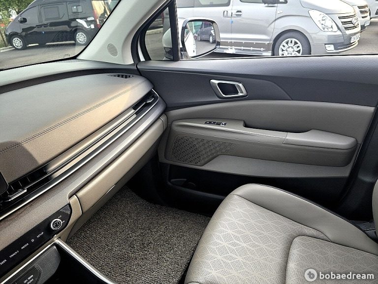 Автодом ван-кон Carnival 4 1.6 HEV 9 24 05 39,650 km бензин гибрид, фото 15