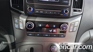 Автодом ван-кон Grand Starex 4WD, фото 16