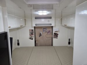 Автодом ван-кон E450 6.8 06 12 16,370 mi бензин, фото 18