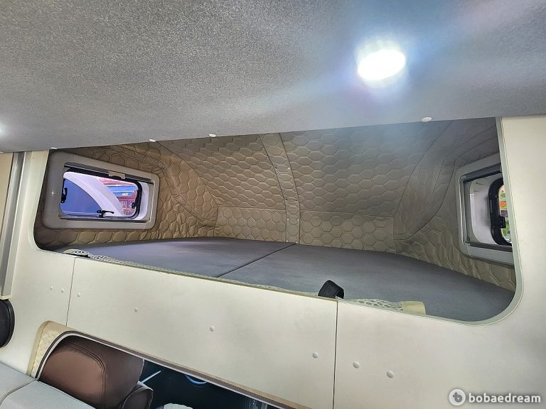 Автодом ван-кон Grand Starex 2.5 дизель 2WD 21 03 14,000 km дизель, фото 23