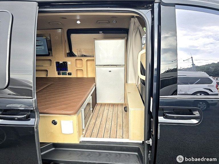 Автодом ван-кон Staria 2.2 дизель 2WD 22 08 26,712 km дизель, фото 27