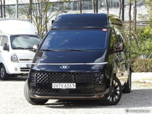 Автодом ван-кон Staria 2.2 дизель 23 05 12,673 km дизель, фото 1