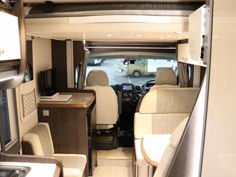 Автодом кабина-кон Deyukato Esu Caravan Esu 565LD FF AC, фото 3