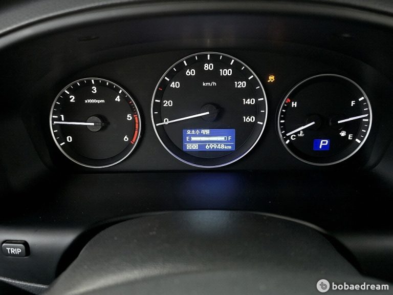 Автодом ван-кон Grand Starex 4WD 2.5 дизель 19 07 69,947 km дизель, фото 6