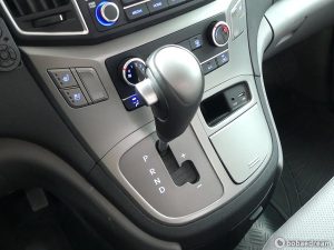 Автодом ван-кон Grand Starex 2.5 дизель 2WD 20 04 42,691 km дизель, фото 7