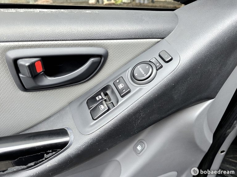 Автодом ван-кон Grand Starex 2.5 дизель 2WD 18 10 106,973 km дизель, фото 11