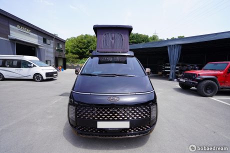 Автодом ван-кон Staria 2.2 дизель 23 05 8,641 km дизель