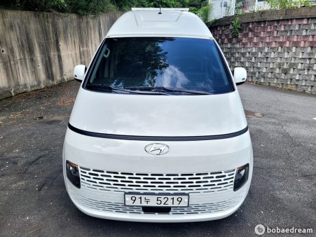 Автодом ван-кон Staria 2.2 дизель 21 06 90,863 km дизель
