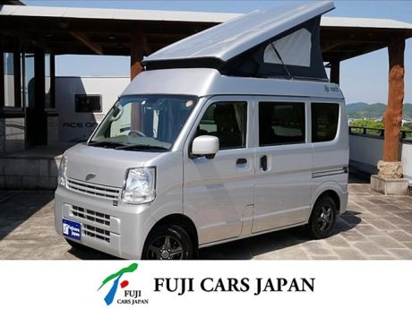 Автодом лёгкий кемпер NV100 Kuripa Nuts RV Supina 4WD