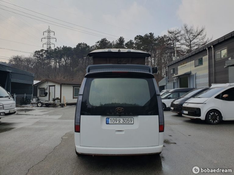 Автодом ван-кон Staria 2.2 дизель 9 2WD 22 03 11,670 km дизель, фото 3