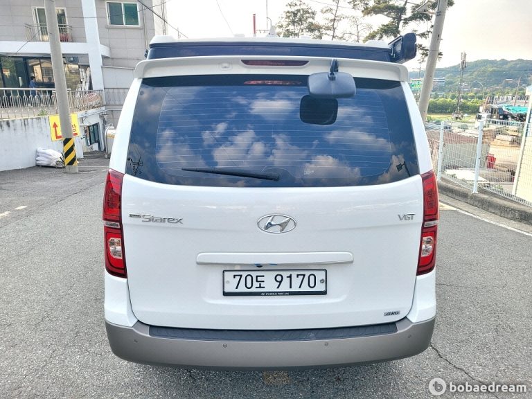 Автодом ван-кон Grand Starex 4WD 2.5 дизель 18 11 81,030 km дизель, фото 3