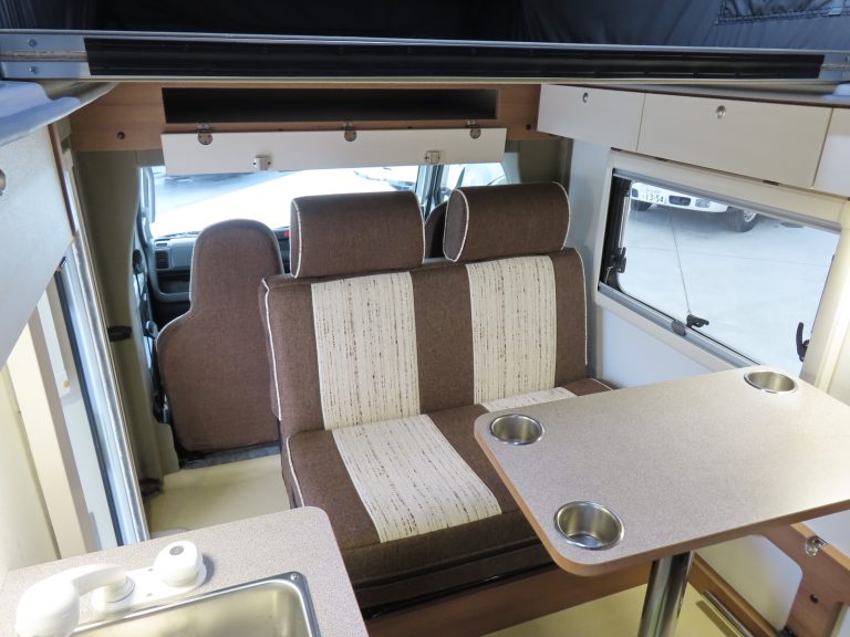 Автодом лёгкий кемпер Hijet Towa Indei 108 FF Hita, фото 4