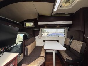 Автодом кабина-кон Nuts RV Kurea 5.3X Eboriyushiyon бытовойAC 4WD, фото 5