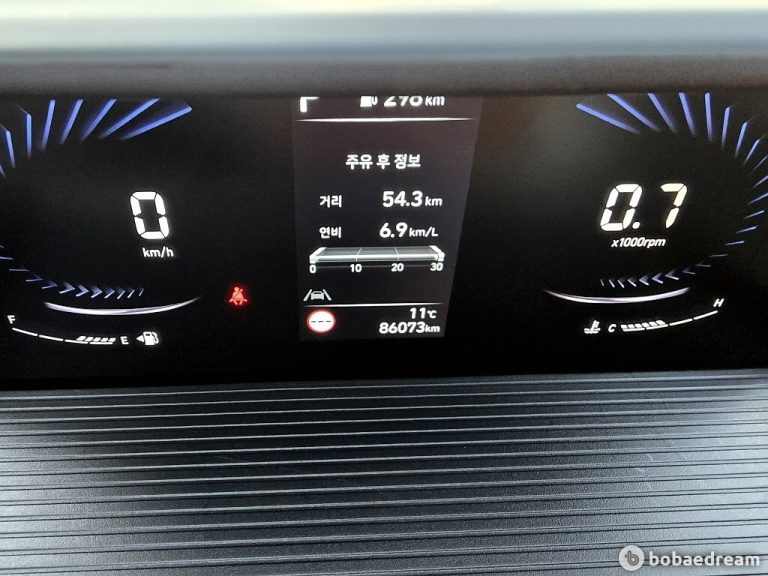 Автодом ван-кон Staria 2.2 дизель 21 11 86,008 km дизель, фото 6