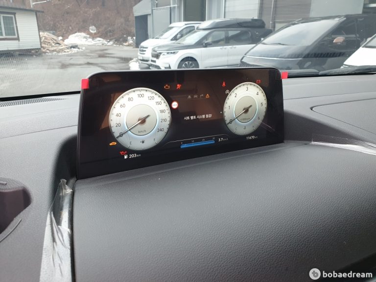Автодом ван-кон Staria 2.2 дизель 9 2WD 22 03 11,670 km дизель, фото 6